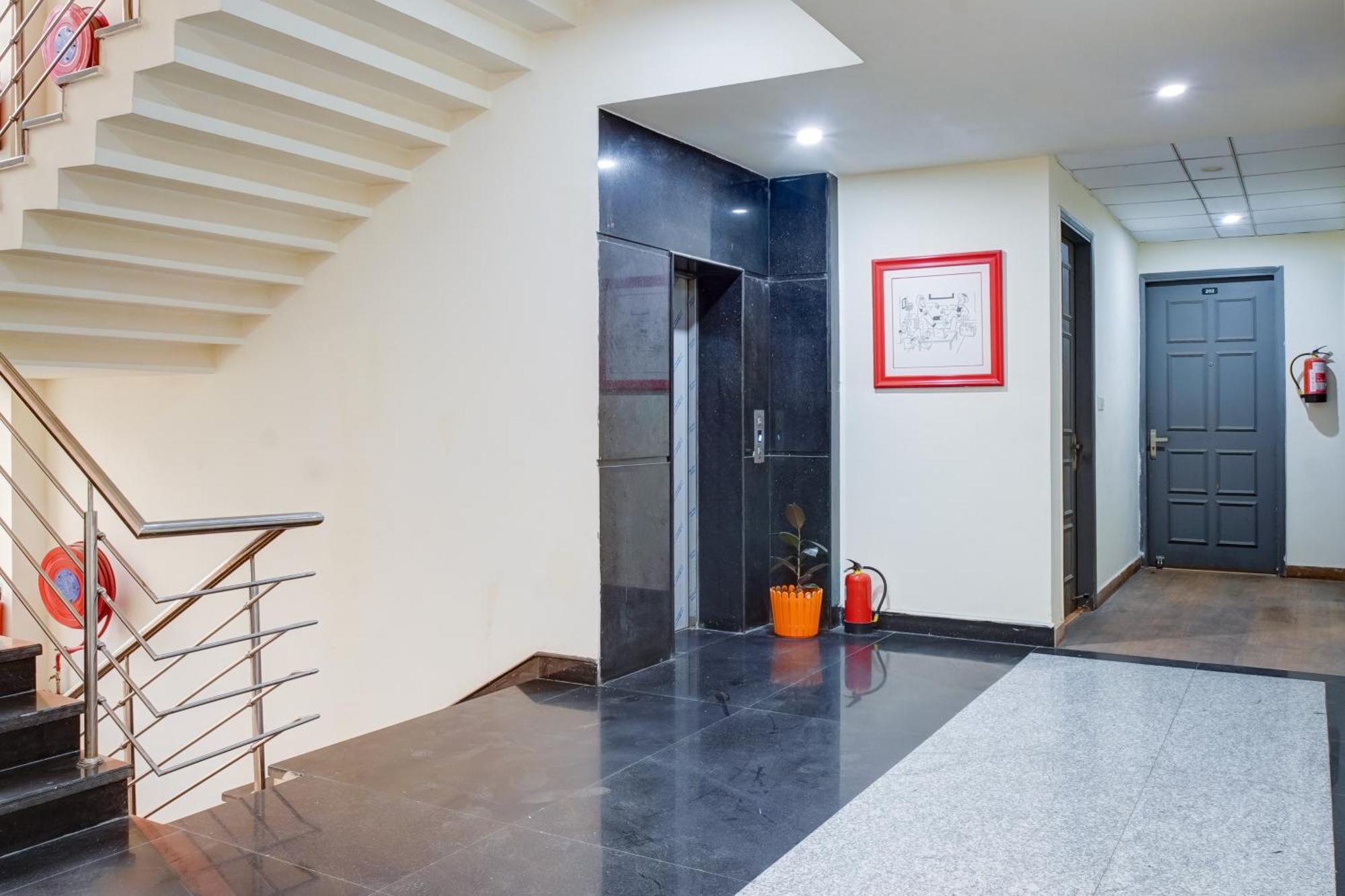 Hotel Noida Express Dış mekan fotoğraf