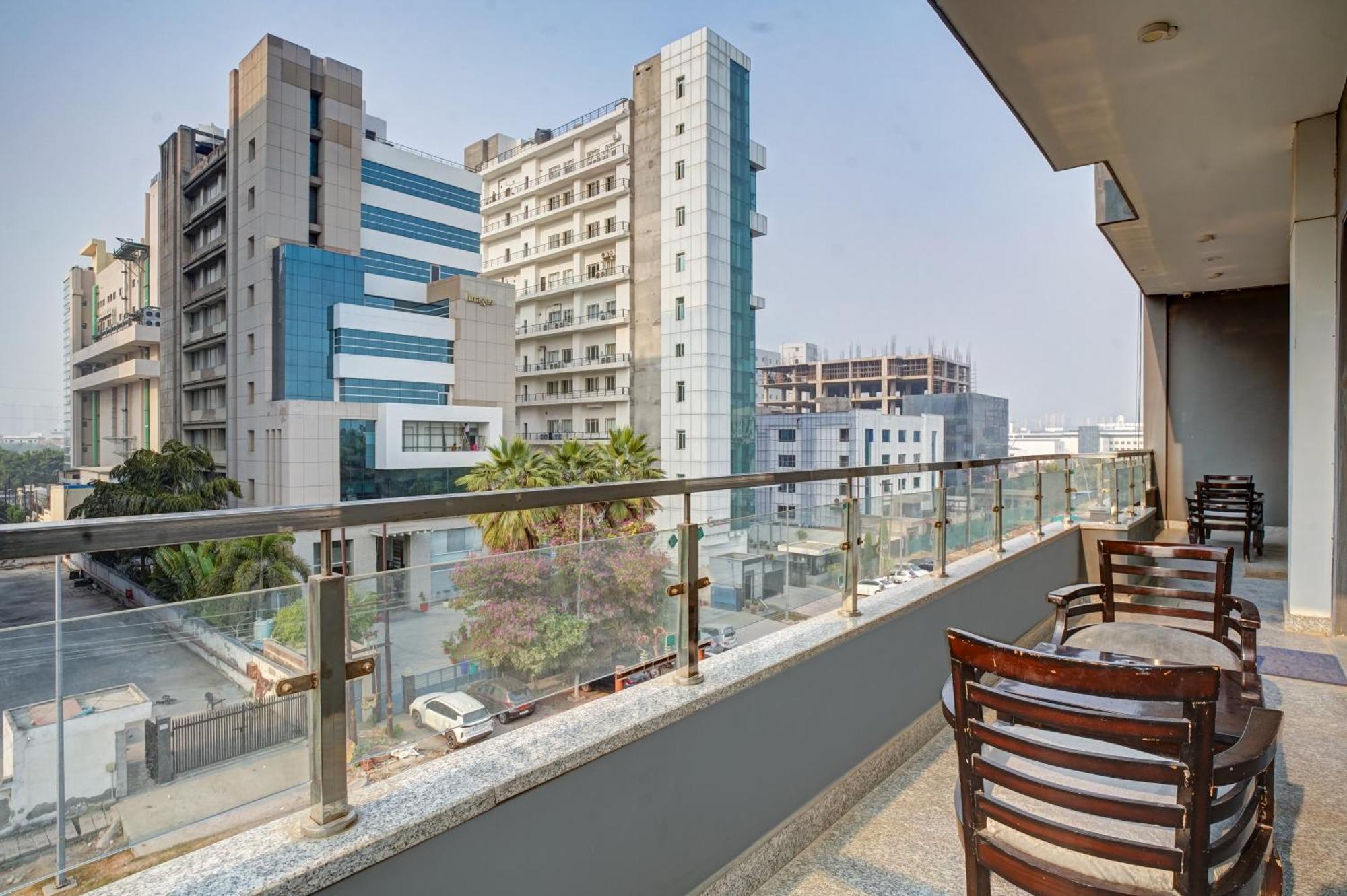 Hotel Noida Express Dış mekan fotoğraf