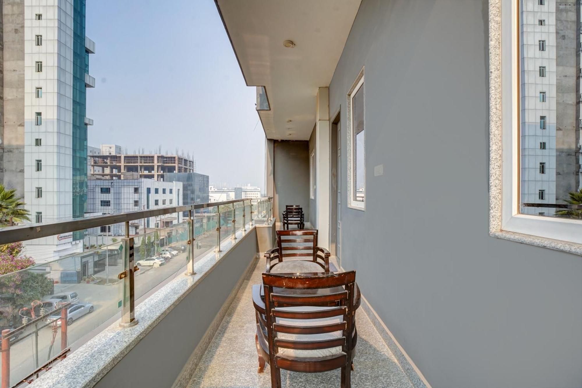 Hotel Noida Express Dış mekan fotoğraf